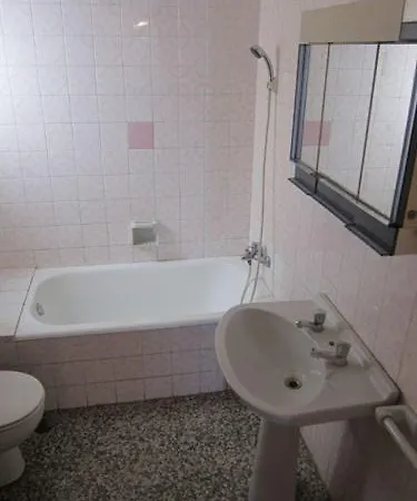 1 Apartment *