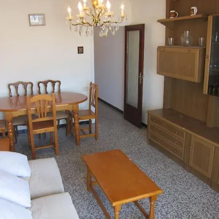 1 Apartment *